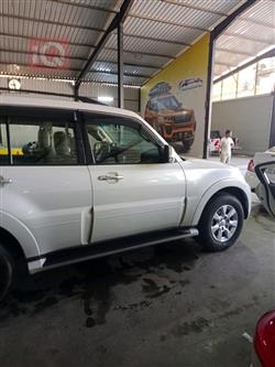 ميتسوبيشي باجيرو